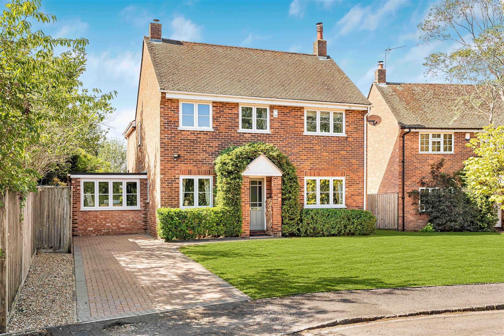 Cherry Tree Close, Stoke Row, Henley-On-Thames